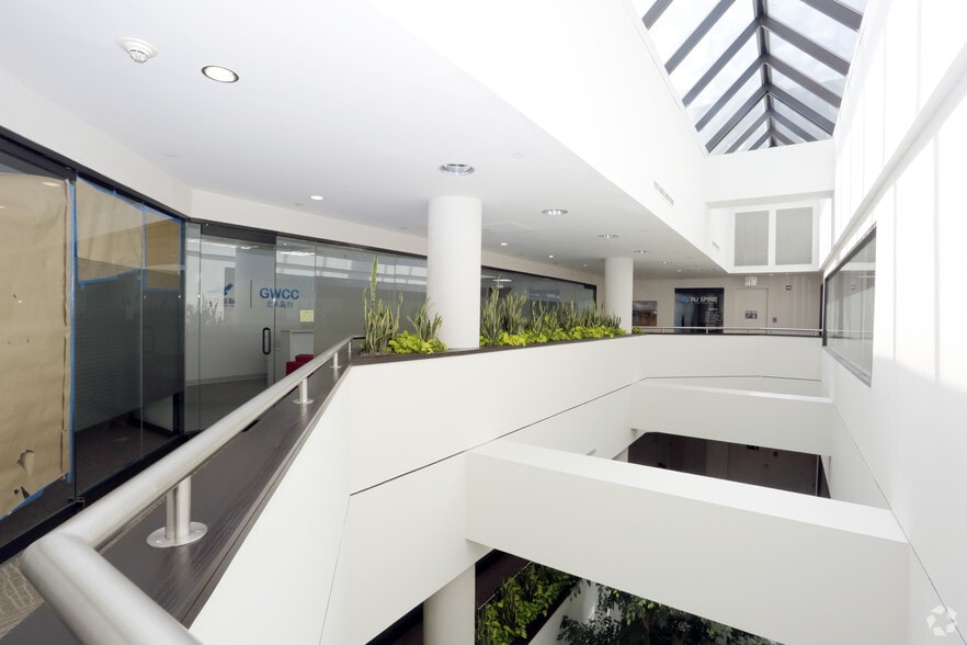 1200 Route 22 E, Bridgewater, NJ for lease - Lobby - Image 2 of 23