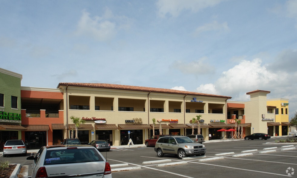 1034-1050 Bloomingdale Ave, Valrico, FL for sale - Building Photo - Image 2 of 21