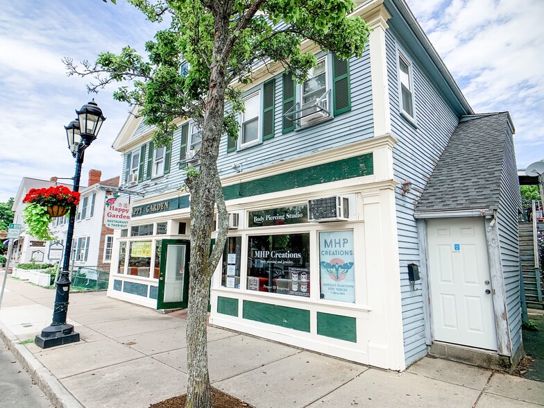 55 Court St, Plymouth, MA à vendre - Photo principale - Image 1 de 1