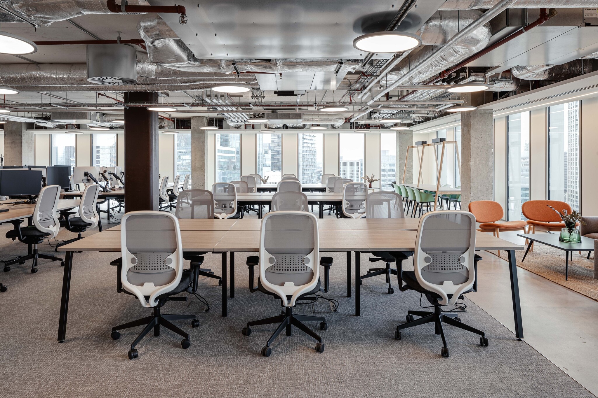 103-105 Bunhill Row, Londres à louer Photo du bâtiment- Image 1 de 8