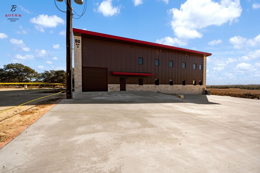 50 Worth Dr, Boerne, TX à louer - Photo du bâtiment - Image 3 de 31