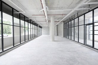 46 Court Rd, Fairfield for lease Interior Photo- Image 2 of 3