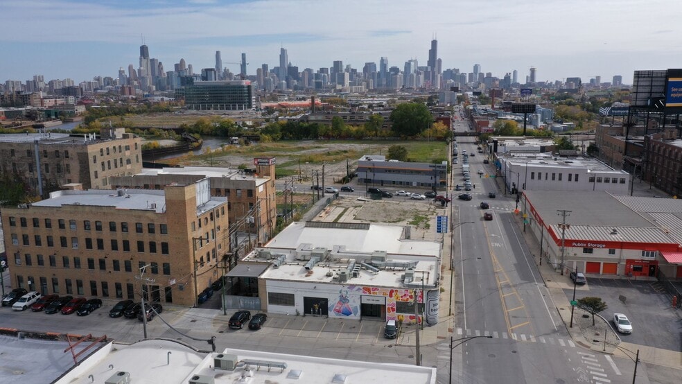 1915 N Elston Ave, Chicago, IL for sale - Aerial - Image 1 of 16