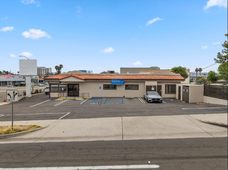 20805 Hawthorne Blvd, Torrance, CA for lease - Building Photo - Image 2 of 15