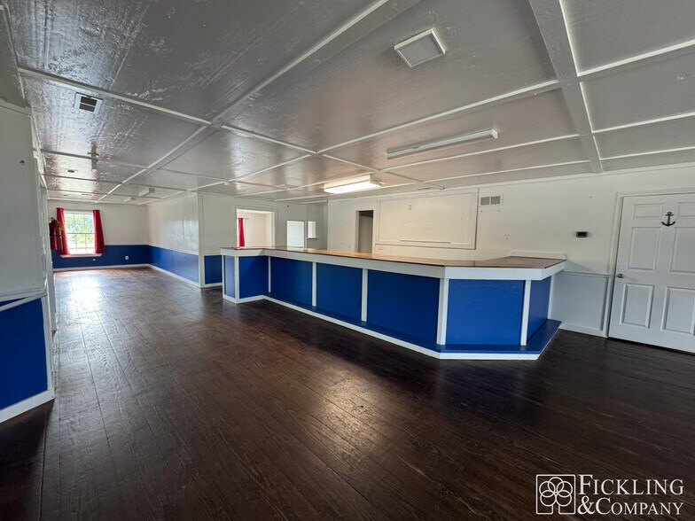 411 Pea Ridge Rd, Eatonton, GA à louer - Photo intérieure - Image 3 de 12