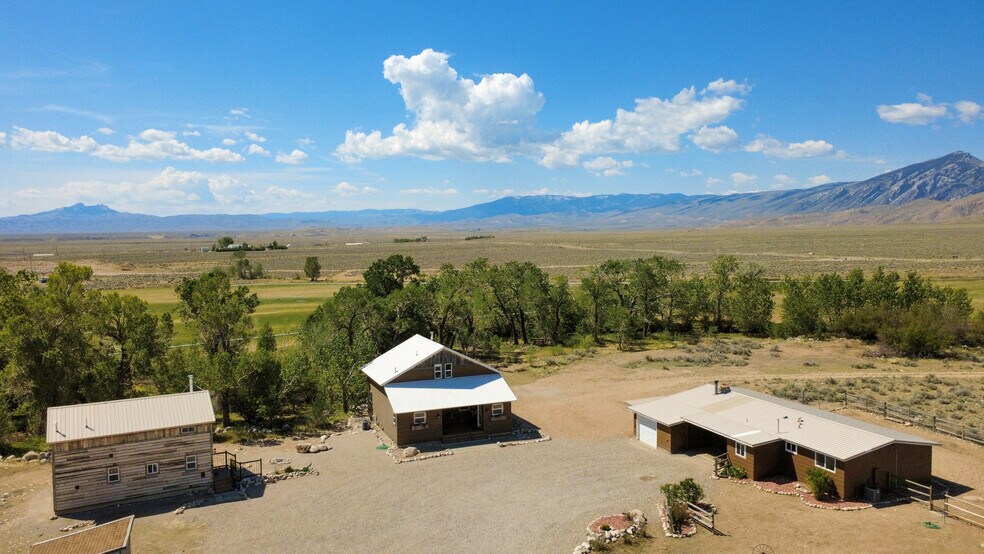 52 Road 8Uc, Powell, WY à vendre - Photo du bâtiment - Image 1 de 52