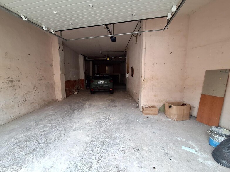 Retail in Carcaixent, Valencia for sale - Interior Photo - Image 1 of 6