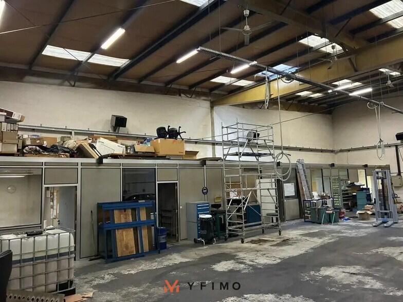 Local d'activités dans Les Mureaux à vendre - Photo intérieure - Image 3 de 6