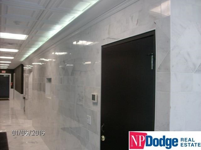 1406 Fort Crook Rd S, Bellevue, NE à louer - Photo du bâtiment - Image 3 de 20