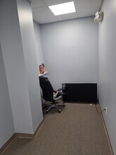 984 Southford Rd, Middlebury, CT for lease Interior Photo- Image 2 of 3
