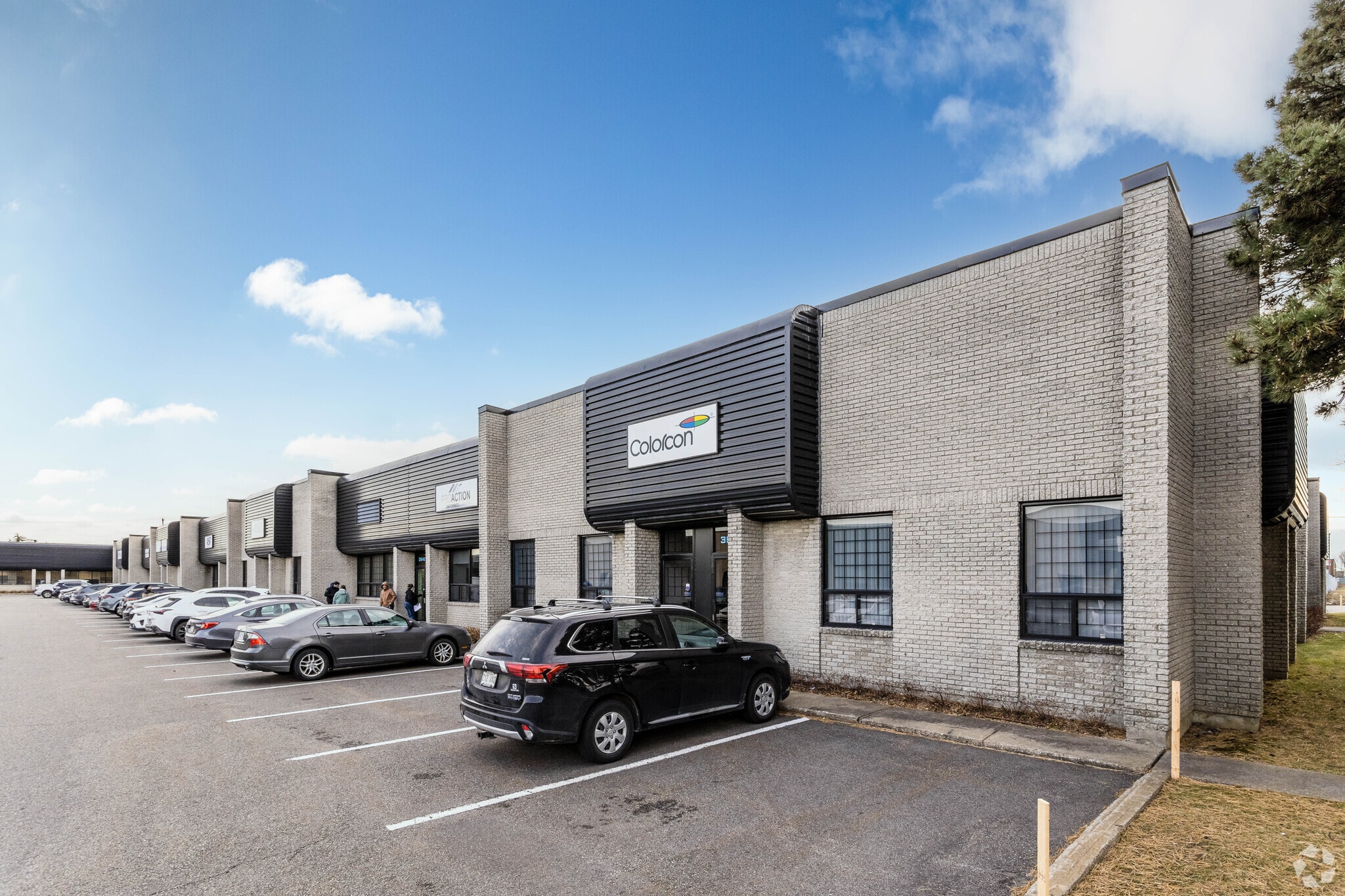 3440-3560 Rue Ashby, Montréal, QC à louer Photo principale- Image 1 de 6