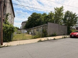 More details for 146 Lonsdale St, Fall River, MA - Specialty for Sale