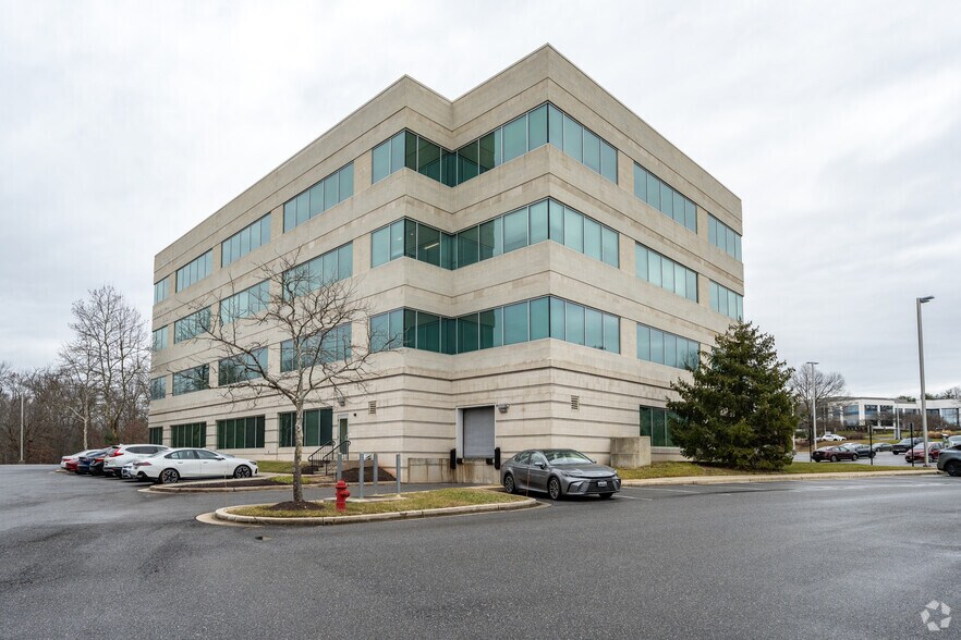 134 National Business Pky, Annapolis Junction, MD à louer - Photo du bâtiment - Image 2 de 4