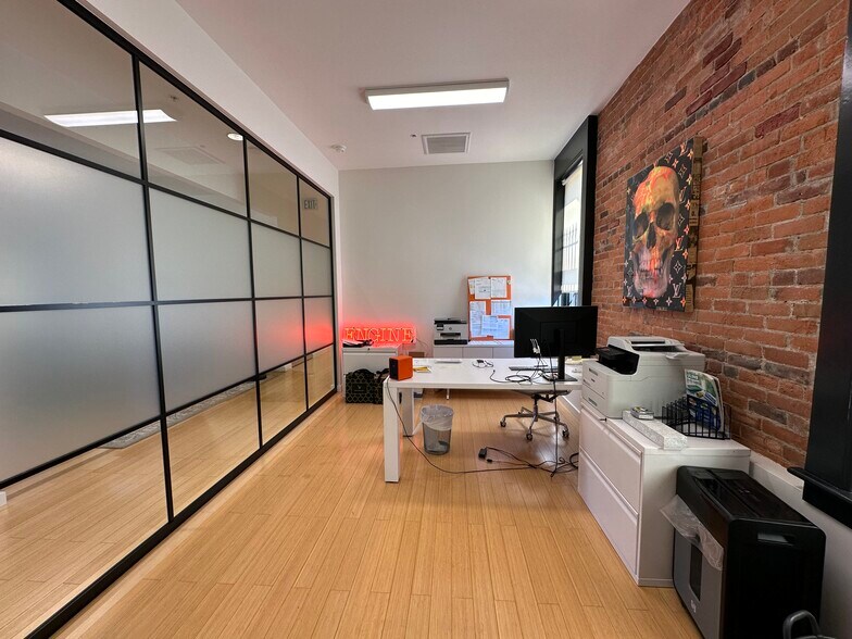 1377-1381 Main St, Saint Helena, CA à louer - Photo intérieure - Image 3 de 14