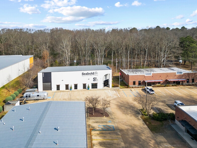 206 Park Ct, Ridgeland, MS for sale - Primary Photo - Image 1 of 36