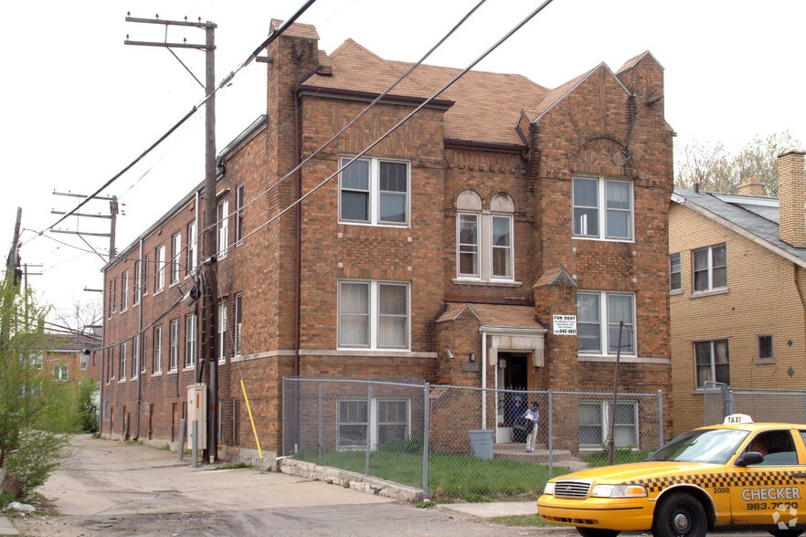 18029 Schoenherr St, Detroit, MI à vendre - Photo du bâtiment - Image 2 de 4