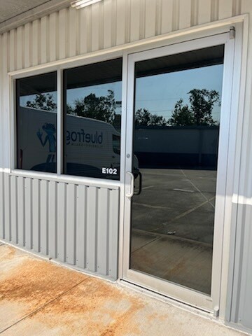 10015 N Eldridge Pky, Houston, TX for lease Building Photo- Image 1 of 8