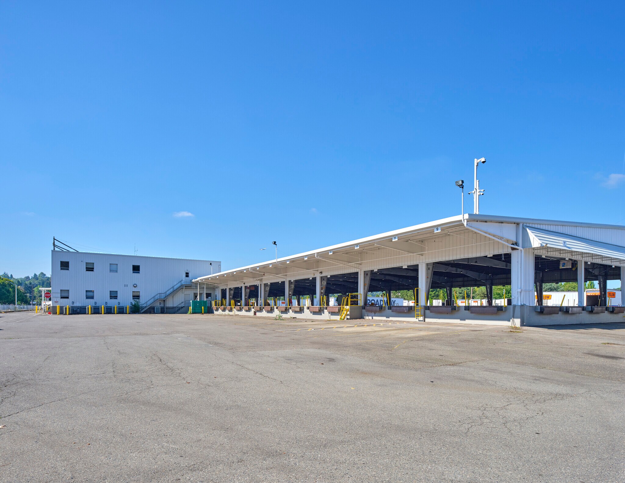 12855 48th Ave S, Tukwila, WA for lease Building Photo- Image 1 of 8