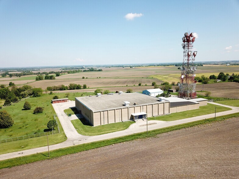 2869 N 3501st Rd, Seneca, IL à vendre - Photo du bâtiment - Image 1 de 56