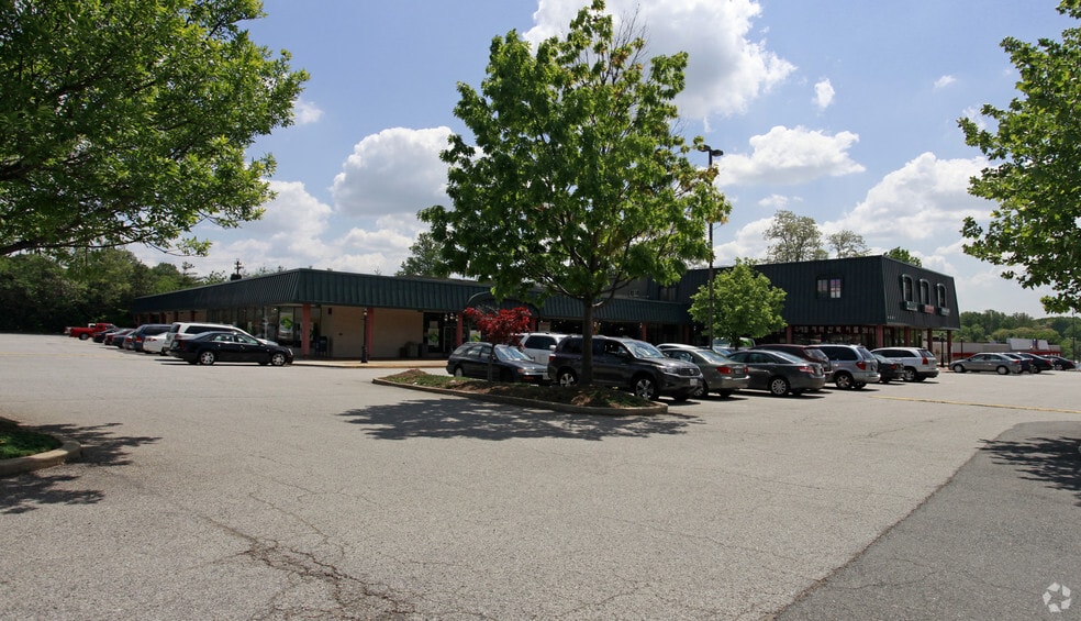4201 John Marr Dr, Annandale, VA for lease - Building Photo - Image 2 of 5