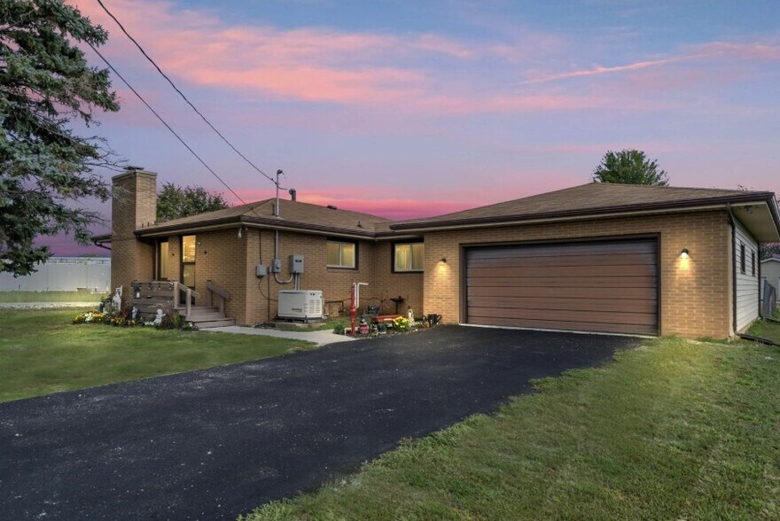 2456 170th St, Fort Dodge, IA à vendre - Photo du bâtiment - Image 3 de 8
