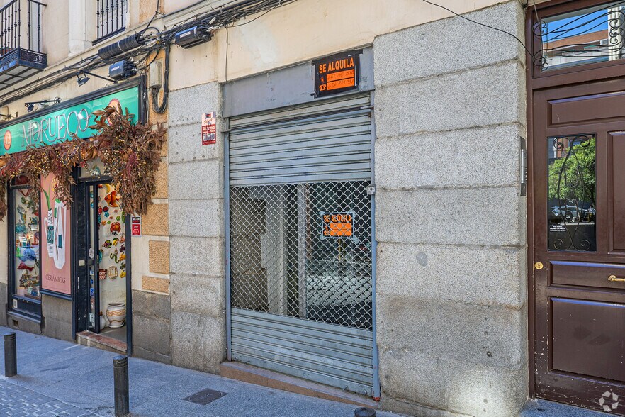 Calle Moratín, 40, Madrid, Madrid à louer - Photo du bâtiment - Image 2 de 4