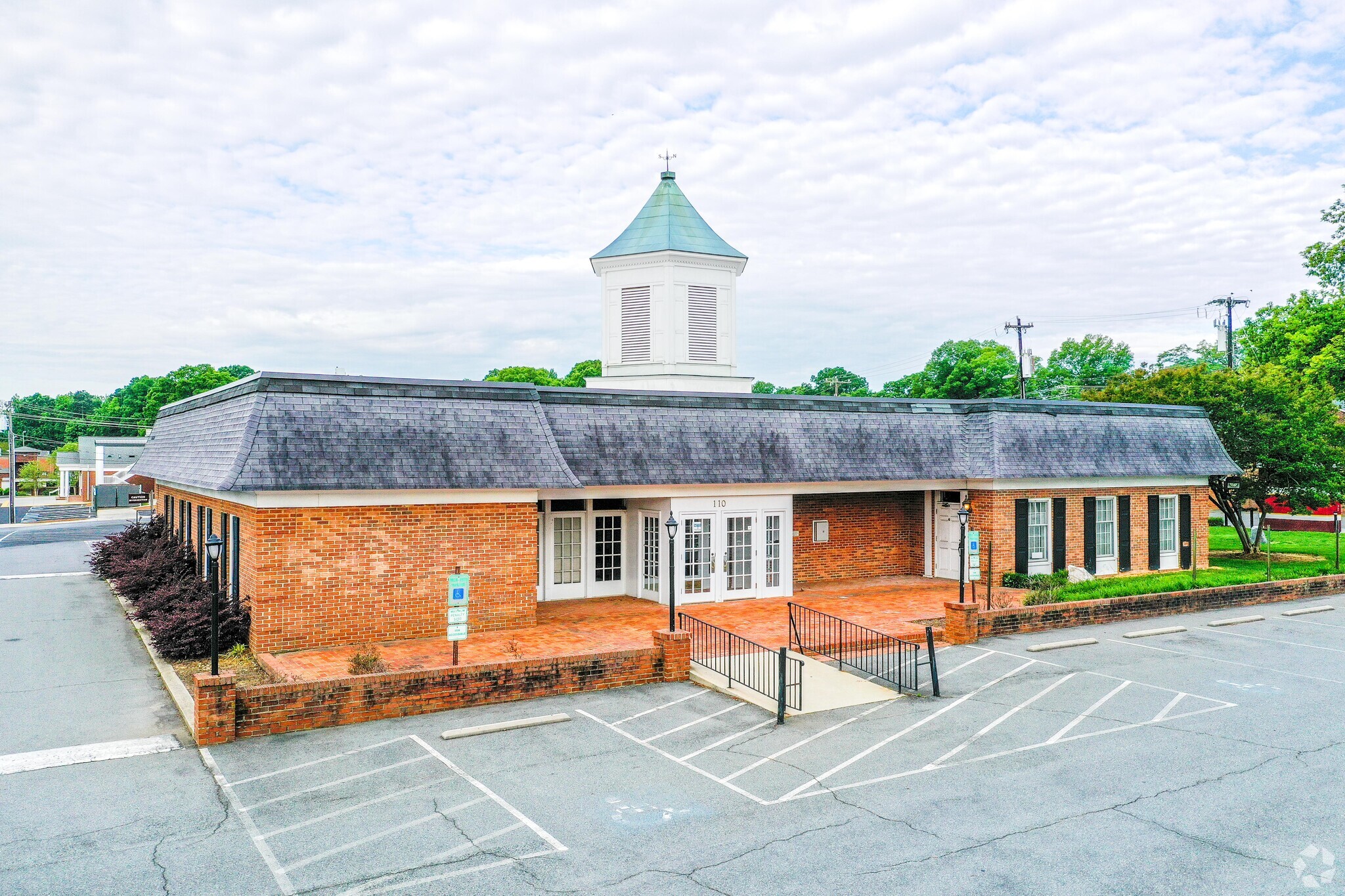 110 E John St, Matthews, NC for lease Building Photo- Image 1 of 6