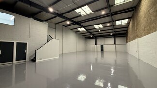 More details for 1-4 Units 2, 7 & 8, Pin Green Industrial Estate, Stevenage - Industrial for Lease
