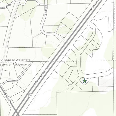 407 N 6th St, Waterford, WI à vendre - Photo du bâtiment - Image 2 de 3