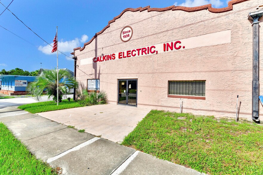 530 S Woodland Blvd, Deland, FL for sale - Building Photo - Image 1 of 21