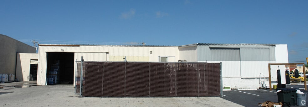 1412-1414 Viscaya Pky, Cape Coral, FL for lease - Building Photo - Image 3 of 13