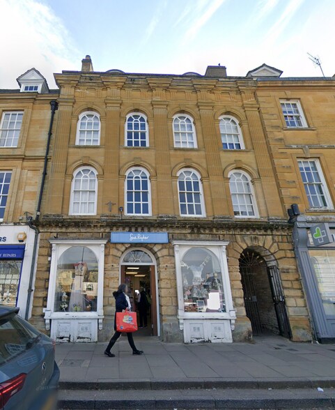 7 High St, Chipping Norton à vendre - Photo principale - Image 1 de 1