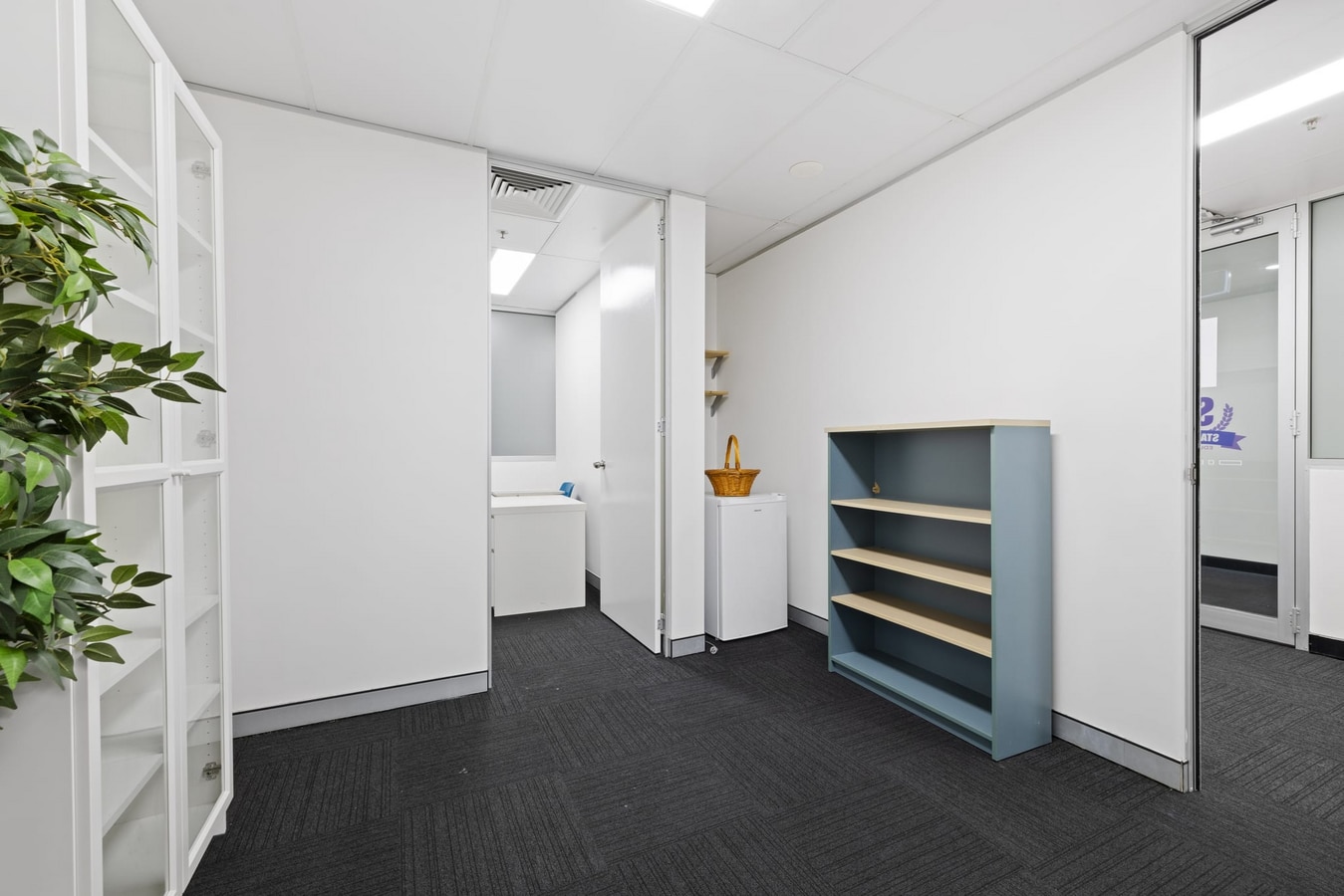 420 Pitt St, Sydney, NSW 2000 - Unit 2 - - Interior Photo - Image 2 of 3