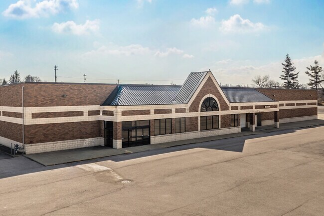 Plus de détails pour 3201 N Ridge Rd E, Ashtabula, OH - Commerce de détail à vendre