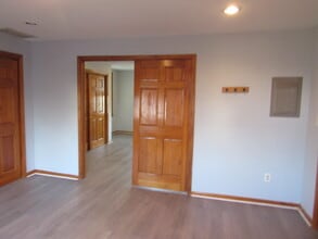 220 Forsgate Dr, Jamesburg, NJ for lease Building Photo- Image 2 of 8