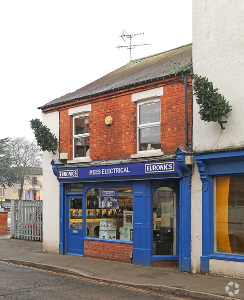 5-5a Market St, Bingham for lease - Primary Photo - Image 1 of 3