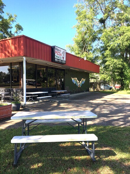 103 W 30th Ave, Covington, LA à vendre - Photo du bâtiment - Image 2 de 17