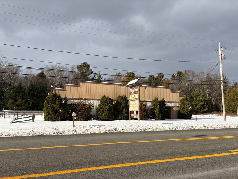 226 U.S. 23 Hwy, Harrisville, MI à vendre - Photo du bâtiment - Image 2 de 19