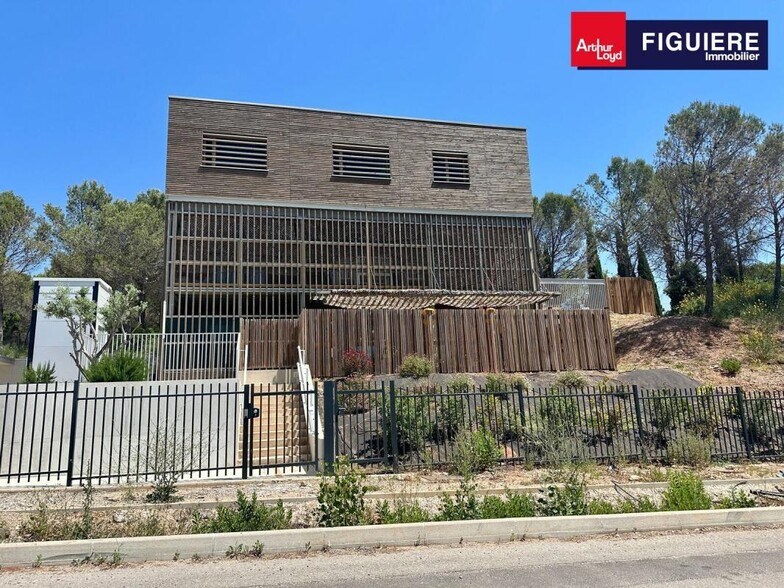 Office in Gardanne for lease - Building Photo - Image 1 of 14