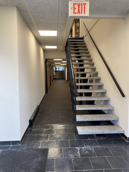 26789 Woodward Ave, Huntington Woods, MI for lease - Building Photo - Image 2 of 10