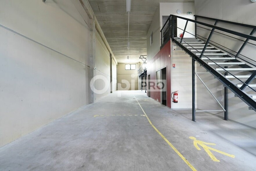 287 Rue Barthelemy Thimonnier, Brignais à louer - Photo intérieure - Image 3 de 12