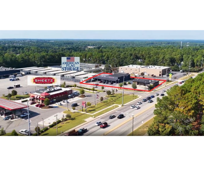 4-Unit Strip Center portfolio of 2 properties for sale on LoopNet.ca - Building Photo - Image 2 of 12