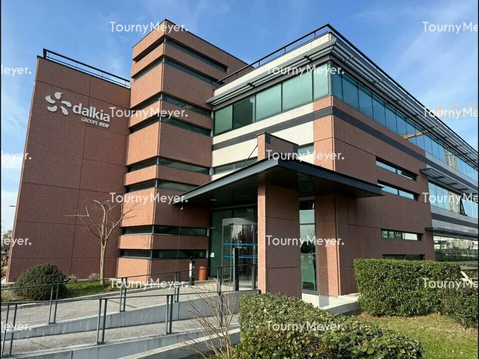 Office in Toulouse for lease Building Photo- Image 1 of 8