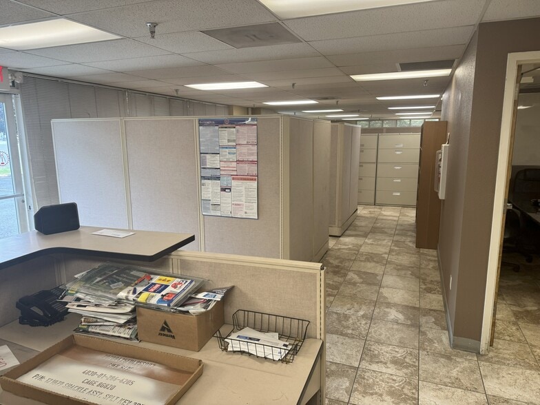 3825 Grant St, Washougal, WA for lease - Building Photo - Image 3 of 4