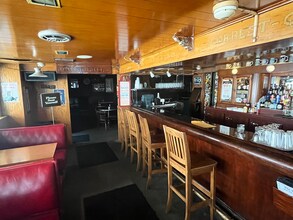 132 Fulton St, Grand Rapids, MI for lease Building Photo- Image 1 of 1