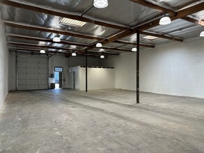 18754 Parthenia St, Northridge, CA for lease Building Photo- Image 2 of 3