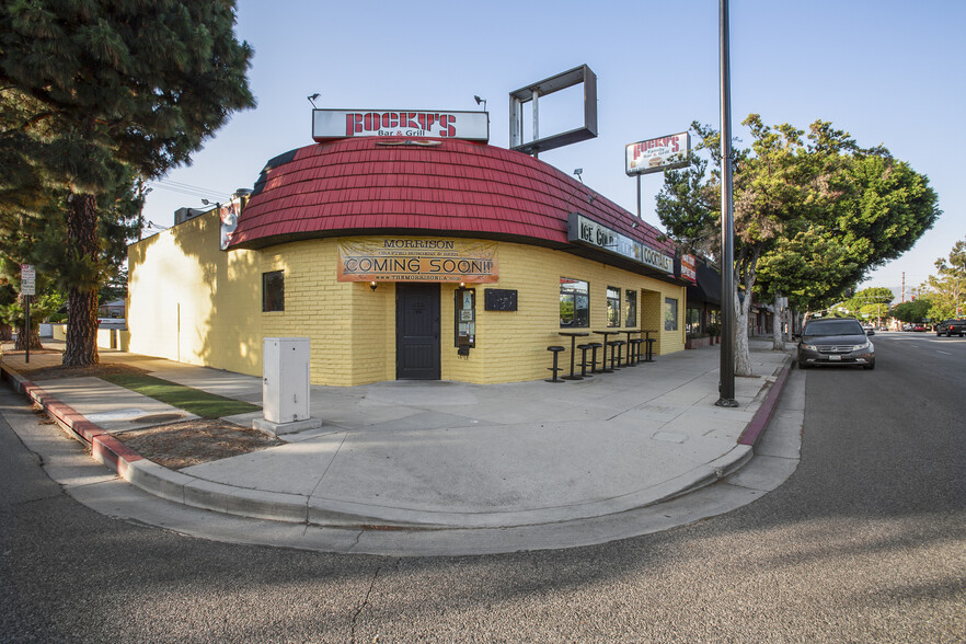 3819-3821 W Magnolia Blvd, Burbank, CA à vendre - Photo principale - Image 1 de 1