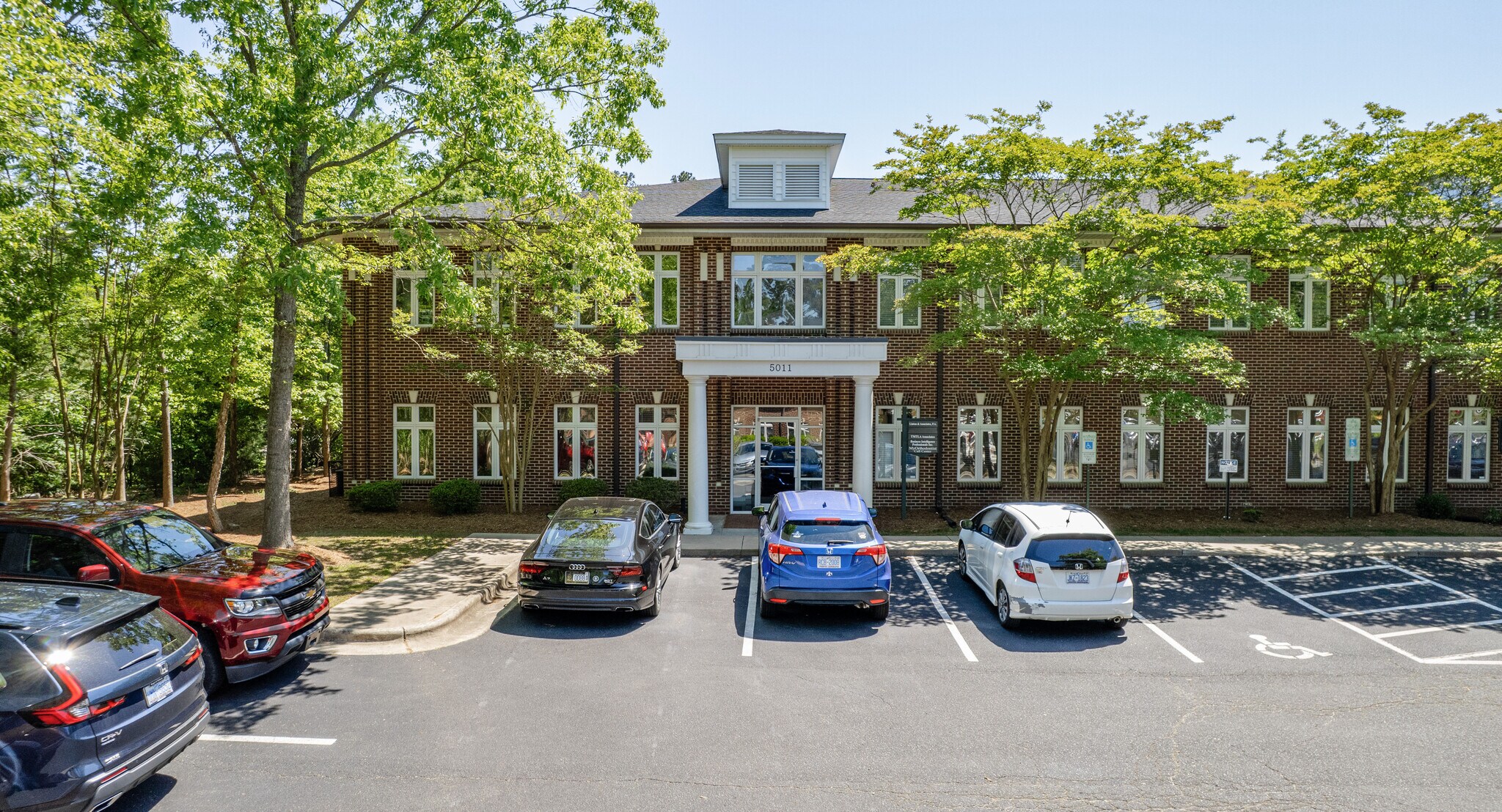 5011 Southpark Dr, Durham, NC for sale Primary Photo- Image 1 of 9