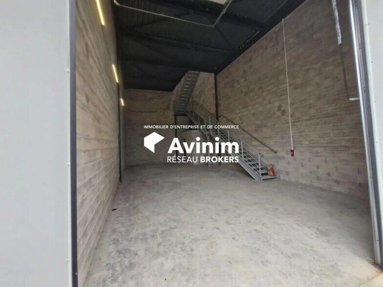 Industrial in Tremblay-en-France for lease - Interior Photo - Image 2 of 5