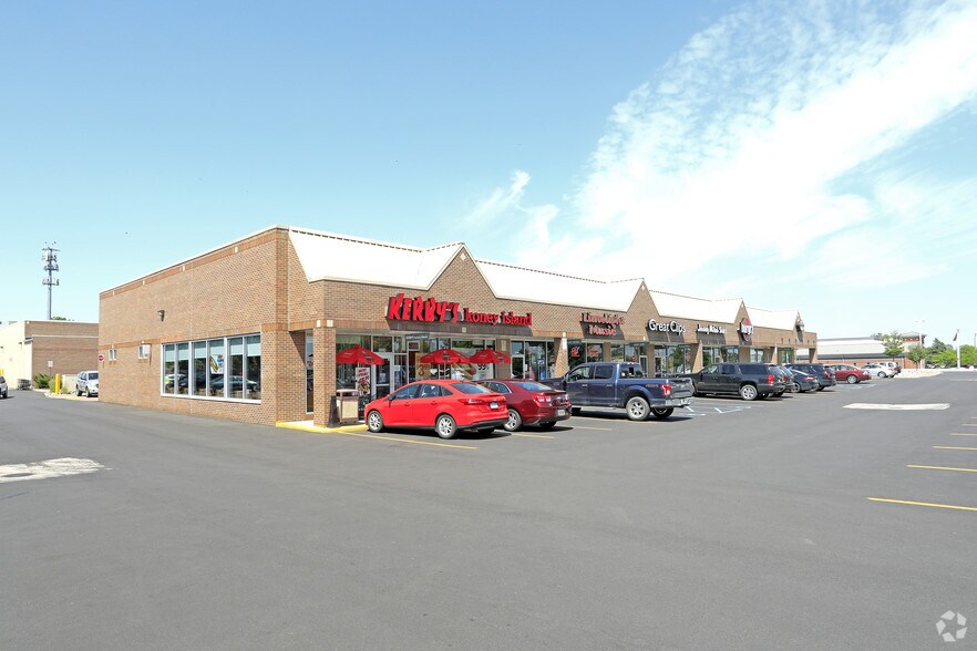 3010-3224 Walton Blvd, Rochester, MI à louer - Photo du bâtiment - Image 3 de 10